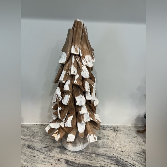 Driftwood Christmas 15